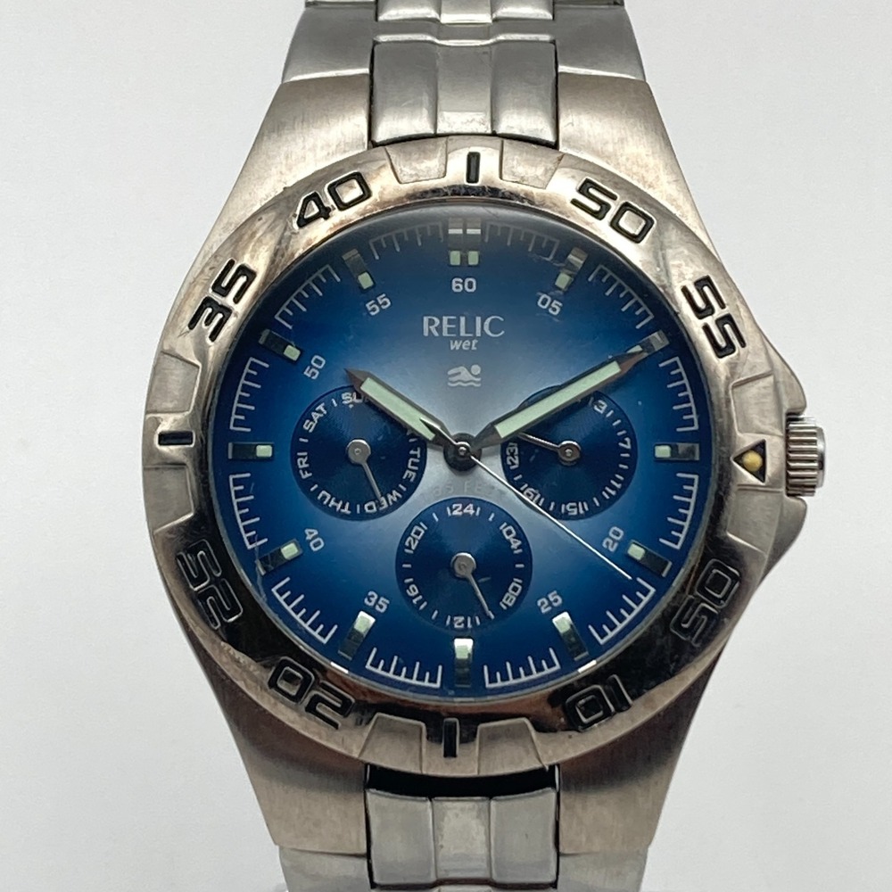 Relic Wet Mens Watch 40mm Silver Tone Blue Ombre Dial Day Date WR New Battery 8"